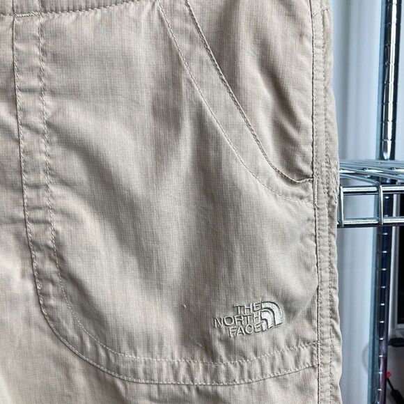 The North Face Women’s Tan Aphrodite Motion Cargo Capri Activewear Pants Size 8 - Picture 7 of 13